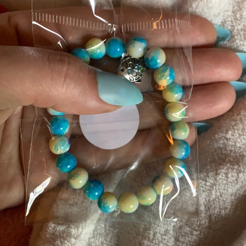 Beaded bracelet